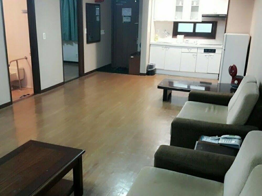 Osaek Greenyard Hotel Yangyang Ngoại thất bức ảnh